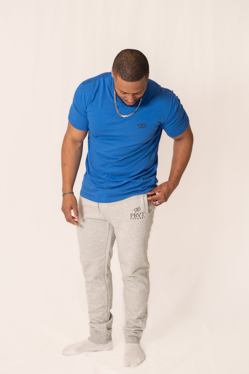 Classic T-shirt for Men - Timeless Comfort and Style - Shopthatapp.ca