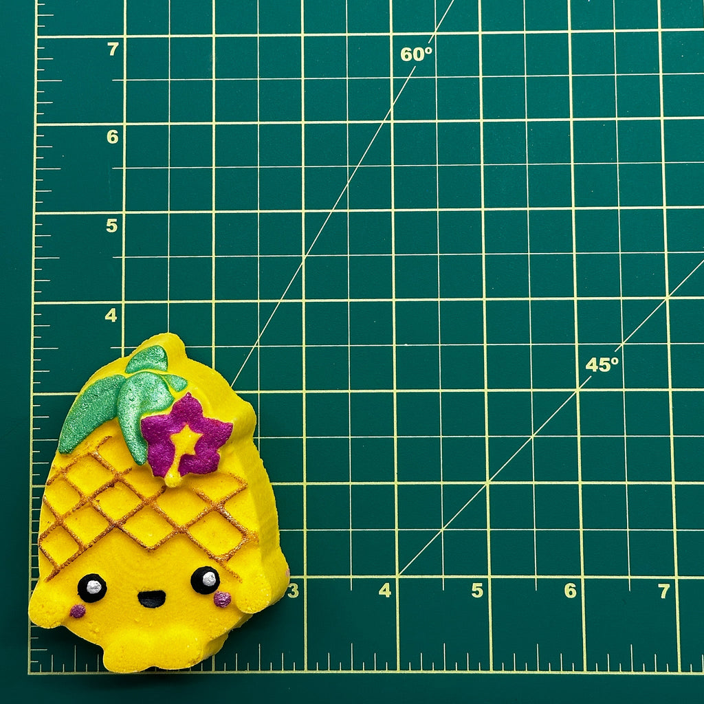 Pineapple with Face - Shopthatapp.ca