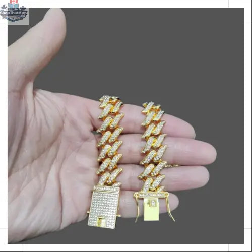 Elevate Your Style with Our Gold Prong Cuban Link Chain - Shopthatapp.ca