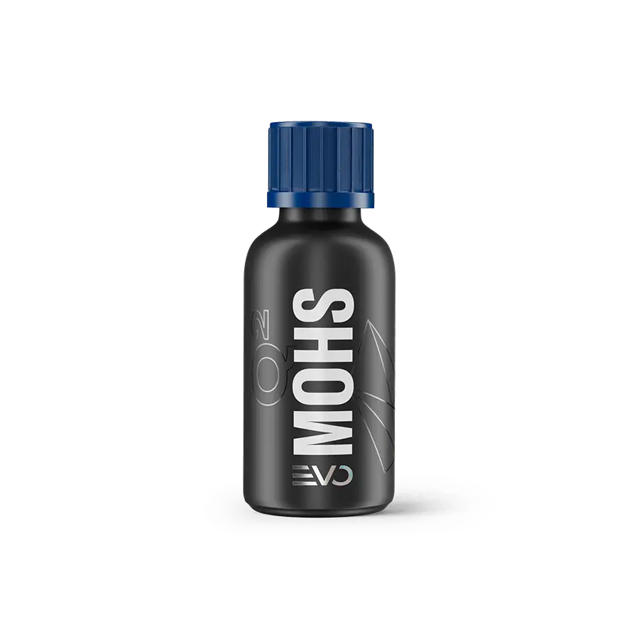 GYEON Q² Mohs EVO car detailing product bottle on a lightbox display, showcasing the CARZILLA brand and packaging details.
