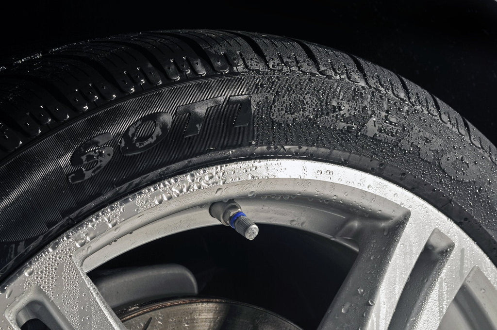 GYEON Q² Tire SiO2 Coating 500ml - Www.Shopthatapp.ca