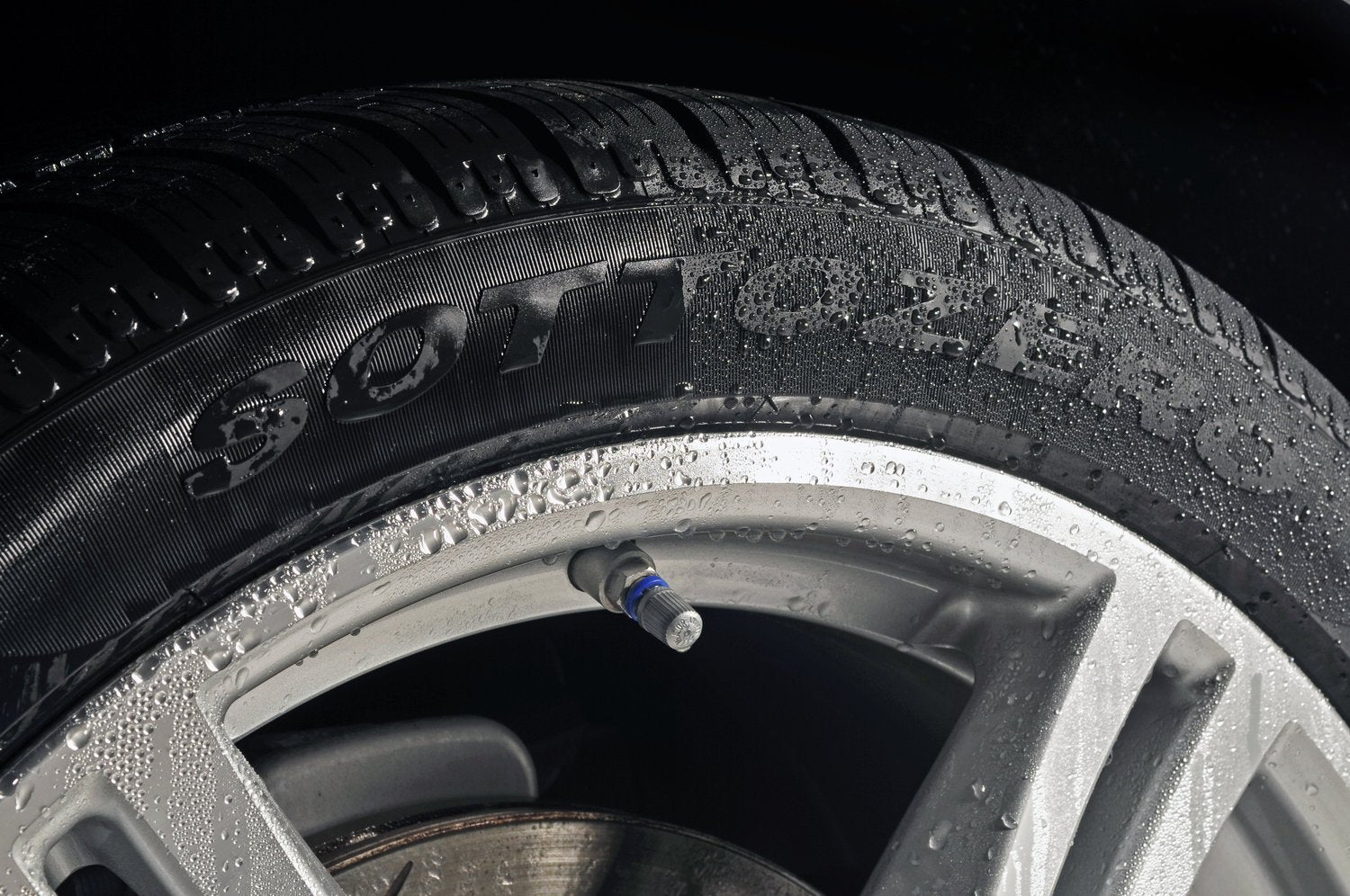 GYEON Q² Tire SiO2 Coating 500ml - Www.Shopthatapp.ca