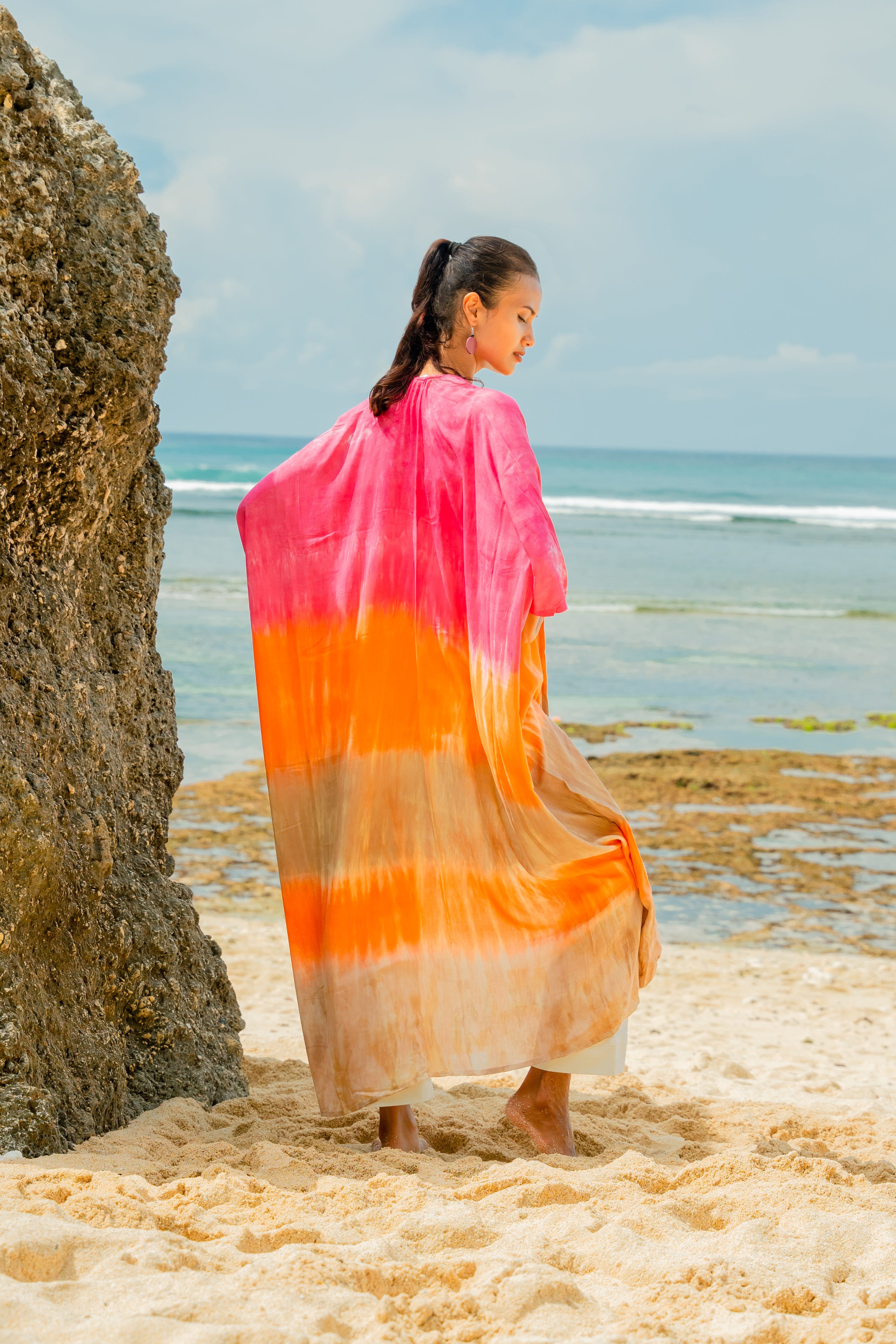 Ombre Striped Kimono in Pink & Orange for Stylish Layering - Shopthatapp.ca