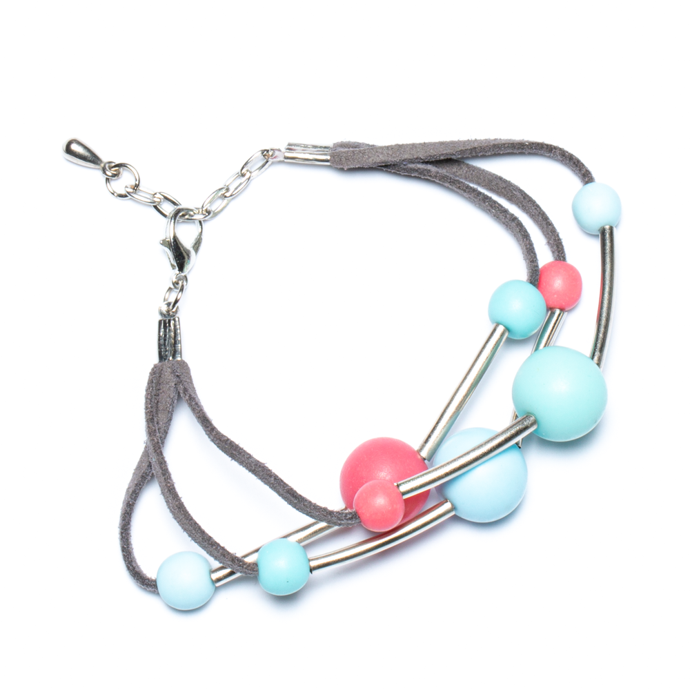 Triple Strand Resin Ball Bracelet - Shopthatapp.ca