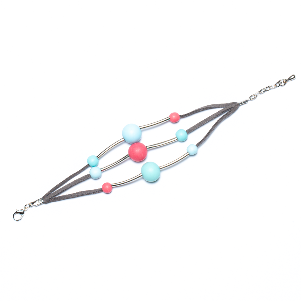 Triple Strand Resin Ball Bracelet - Shopthatapp.ca