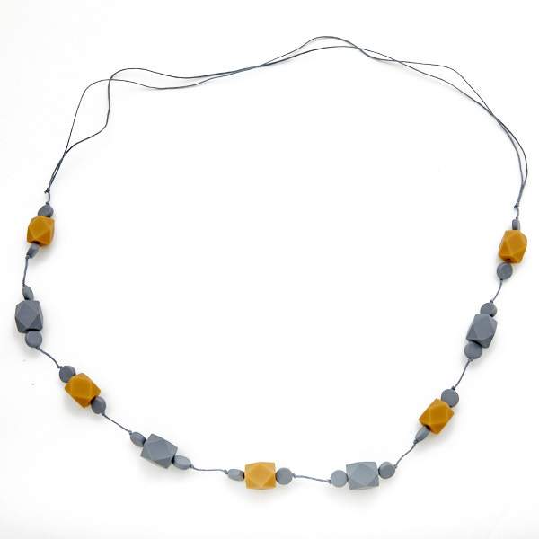 Long Resin Cube Necklace - Stylish Faceted Design - Shopthatapp.ca