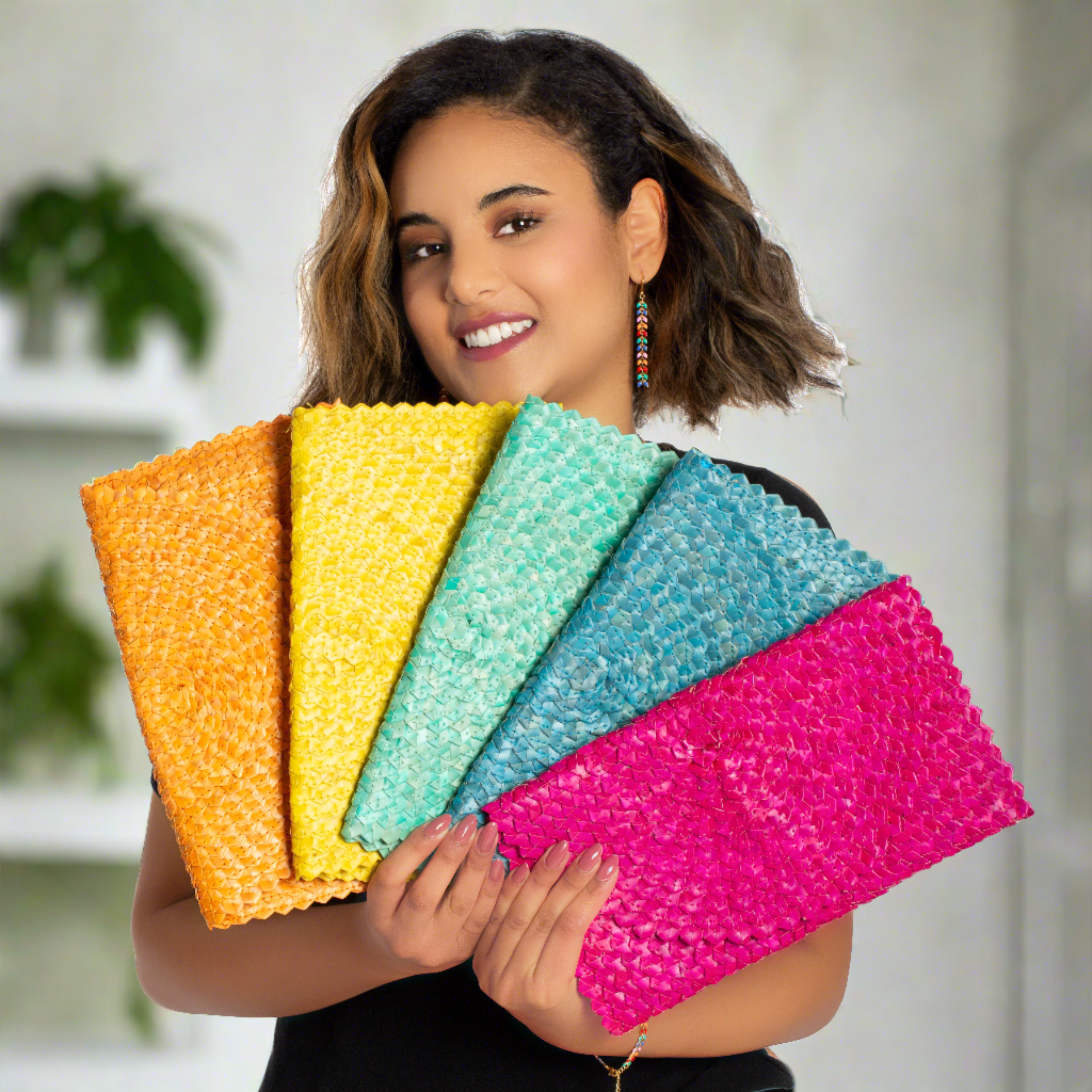 Pandan Leaf Clutch Purse - Pink - Shopthatapp.ca