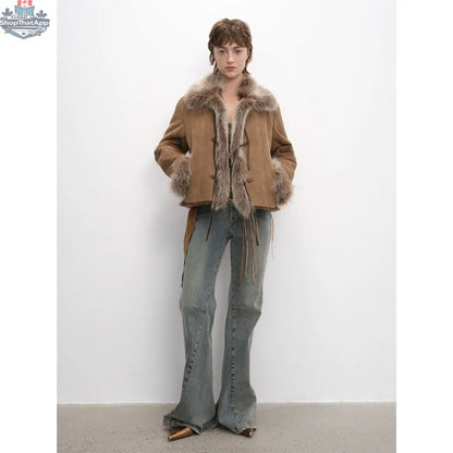 Florence Merino Wool Fur Coat with Imported Sheepskin Patchwork Fox Fur Collar for Winter - Shopthatapp.ca