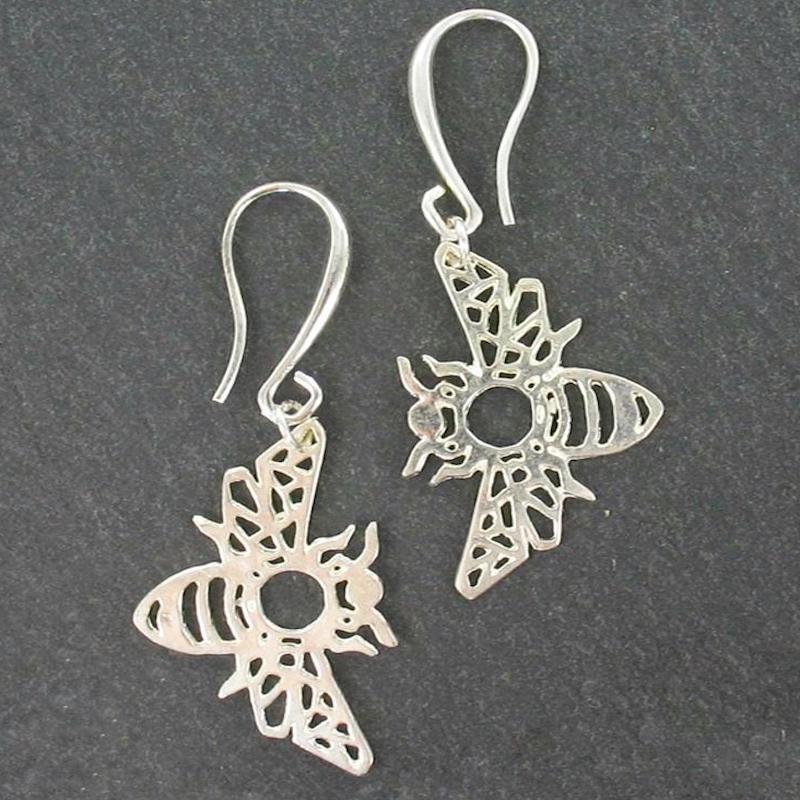 Bee Charm Earrings Silver Plate for Stylish Elegance - Shopthatapp.ca