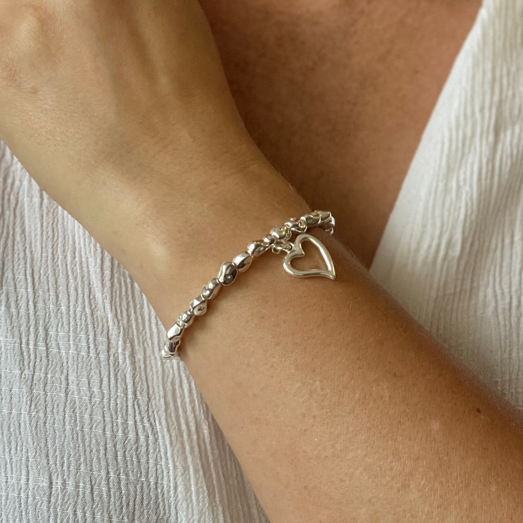 Heart Charm Nugget Bracelet in Silver Plate - Shopthatapp.ca