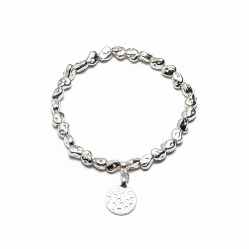 Beaten Circle Charm Nugget Bracelet in Silver Plate - Elegant Silver Plated Charm Bracelet - Shopthatapp.ca
