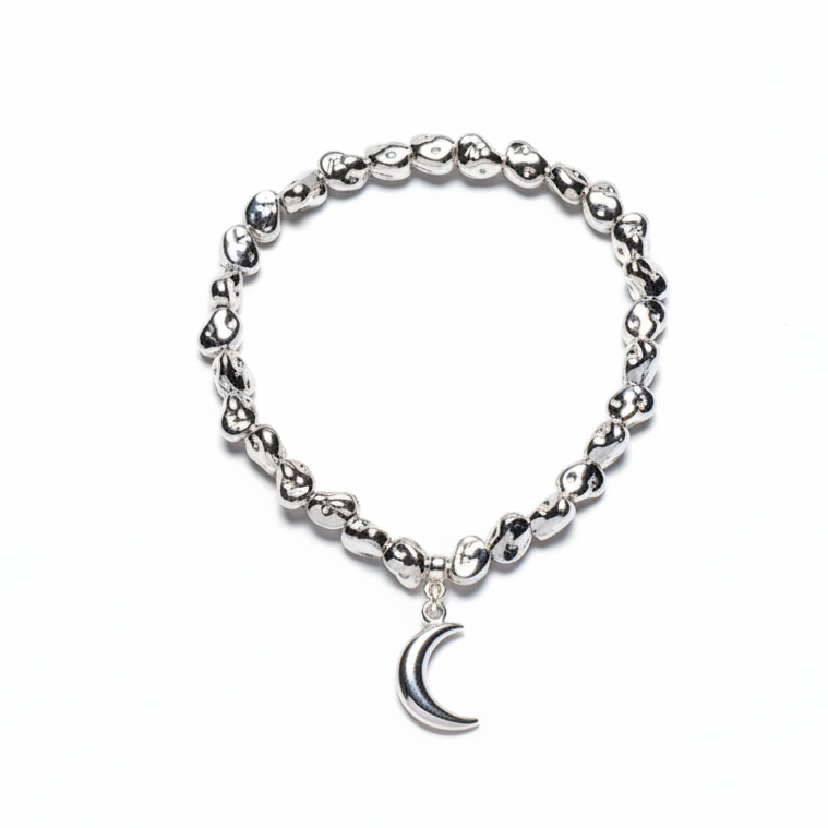 Moon Charm Bracelet Silver Plate - Elegant Nugget Design - Shopthatapp.ca