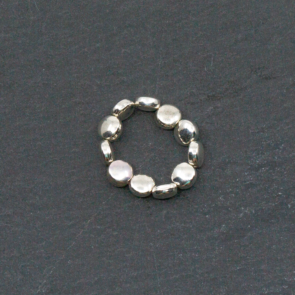 Elasticated Silver Disc Ring in Silver Plate - Shopthatapp.ca
