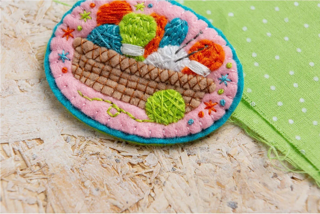 Hawthorn Handmade Knitting Basket Brooch Felt Craft Kit - Shopthatapp.ca