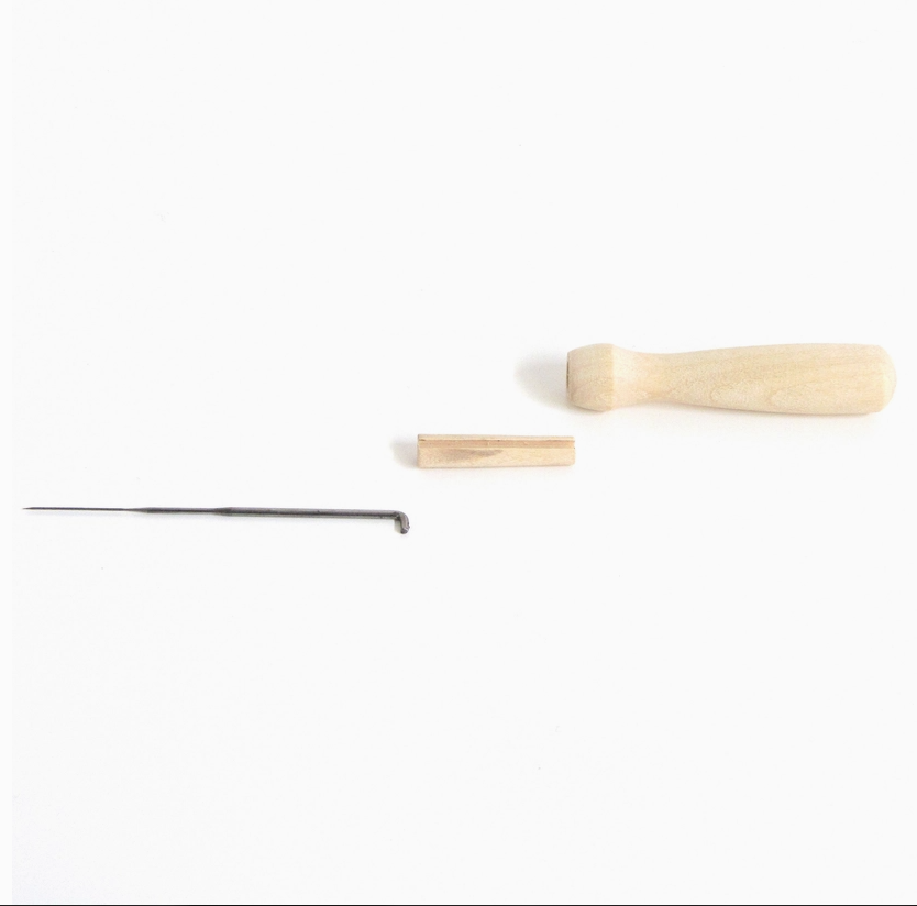 Hawthorn Handmade Wooden Felting Needle Holder (with one needle) - Shopthatapp.ca