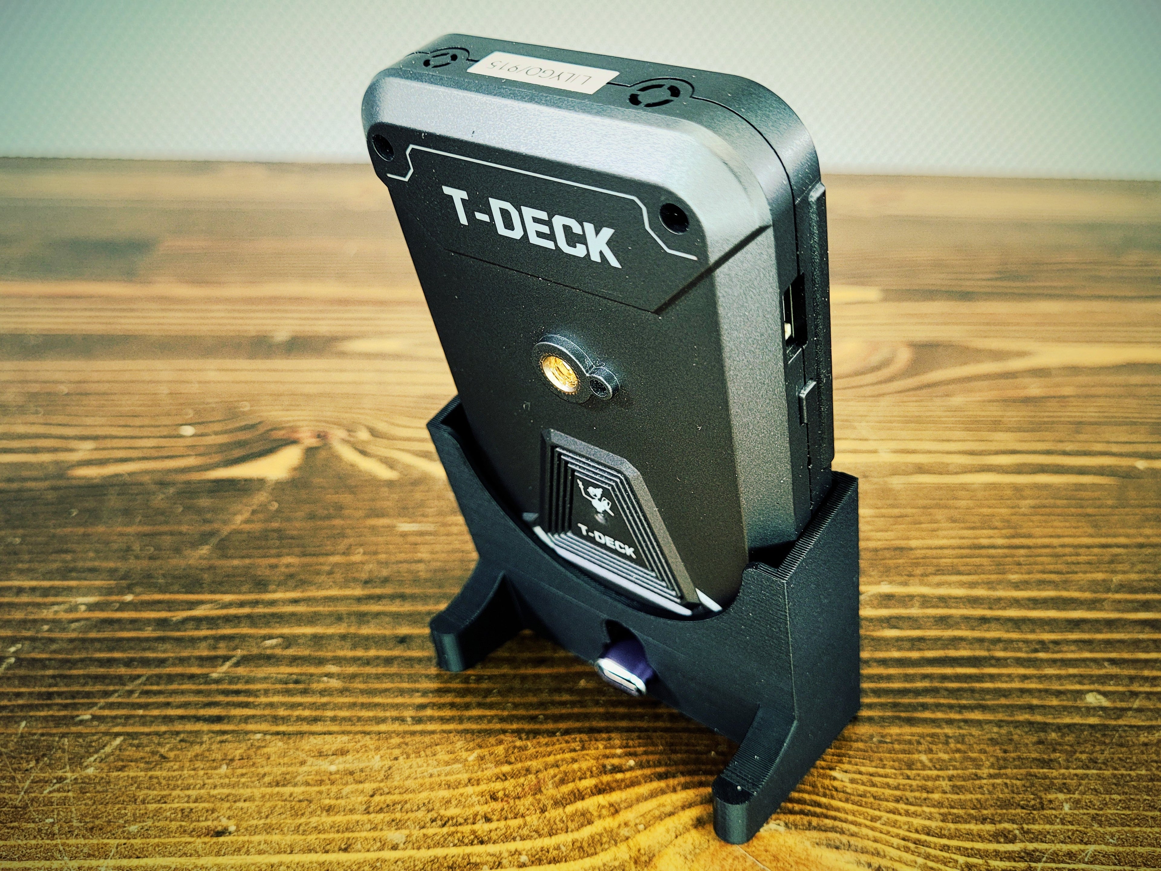 Lilygo T-Deck Plus Stand - Meshtastic & MeshCore Charging Base for Enhanced Connectivity