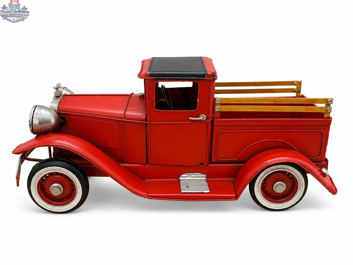 Classic Red Truck Décor: The Vintage Lighted Metal Truck That Brings Warmth and Character to Your Home - Shopthatapp.ca