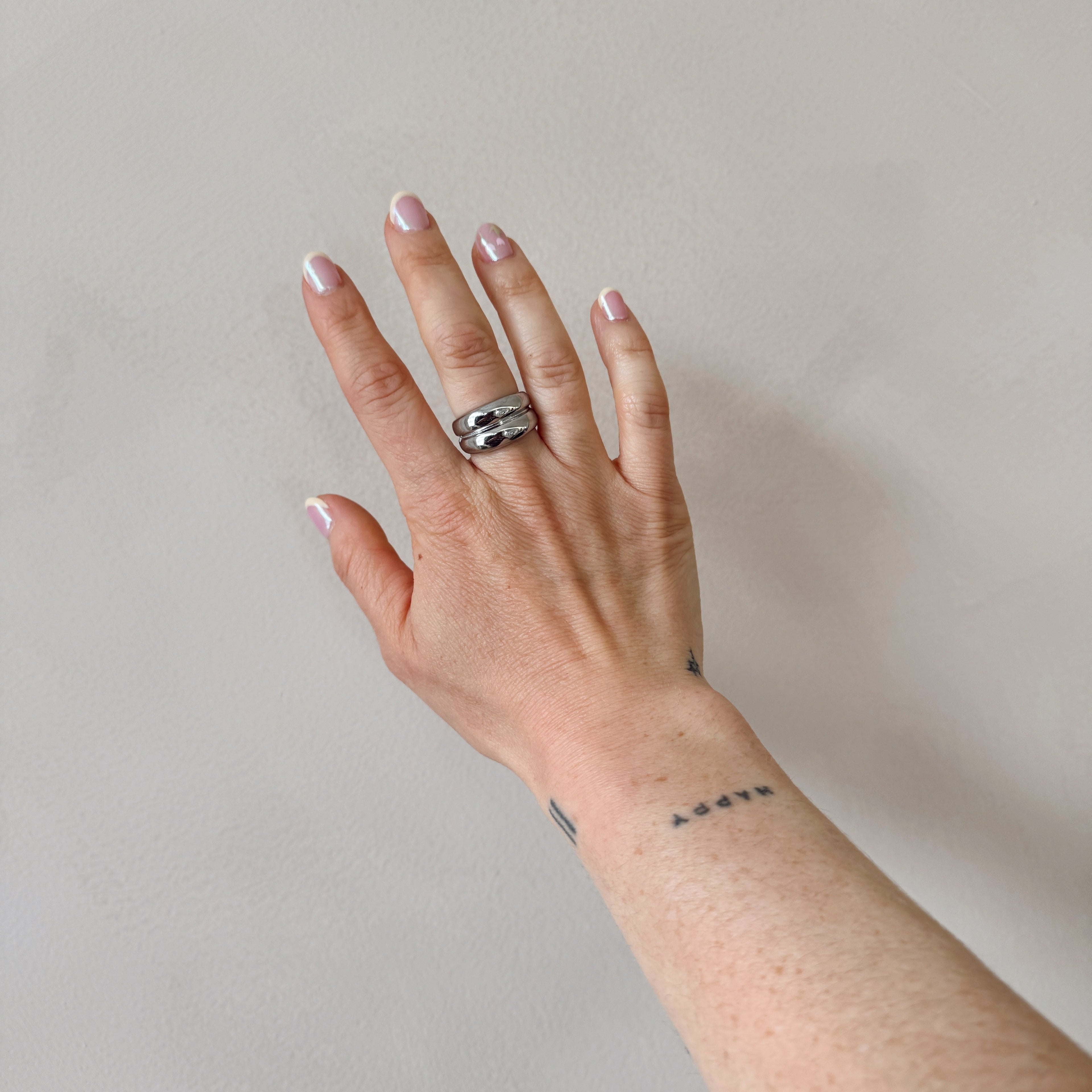 La Sosio - Argent - Www.Shopthatapp.ca