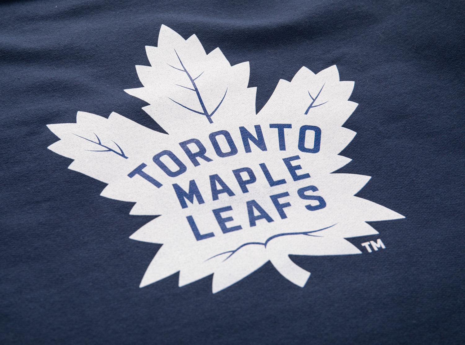 Toronto Maple Leafs Varsity Retro Style Crewneck Sweatshirt - Shopthatapp.ca