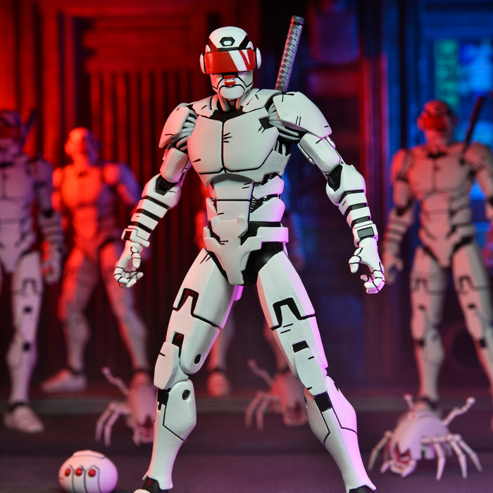 Teenage Mutant Ninja Turtles Ultimate Elite Synja Patrol Bot - The Last Ronin - Www.Shopthatapp.ca