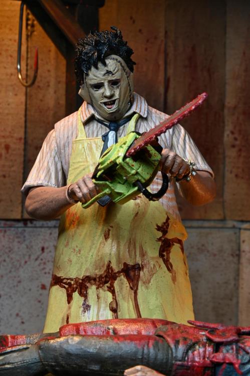 The Texas Chainsaw Massacre Ultimate 50th Anniversary Leatherface - Www.Shopthatapp.ca