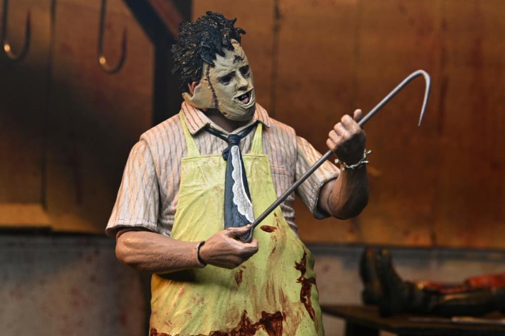 The Texas Chainsaw Massacre Ultimate 50th Anniversary Leatherface - Www.Shopthatapp.ca