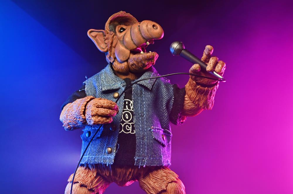 ALF Ultimate Born to Rock ALF Action Figure - Www.Shopthatapp.ca