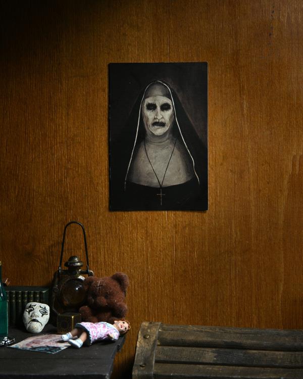 The Conjuring Universe Ultimate Valak - Www.Shopthatapp.ca