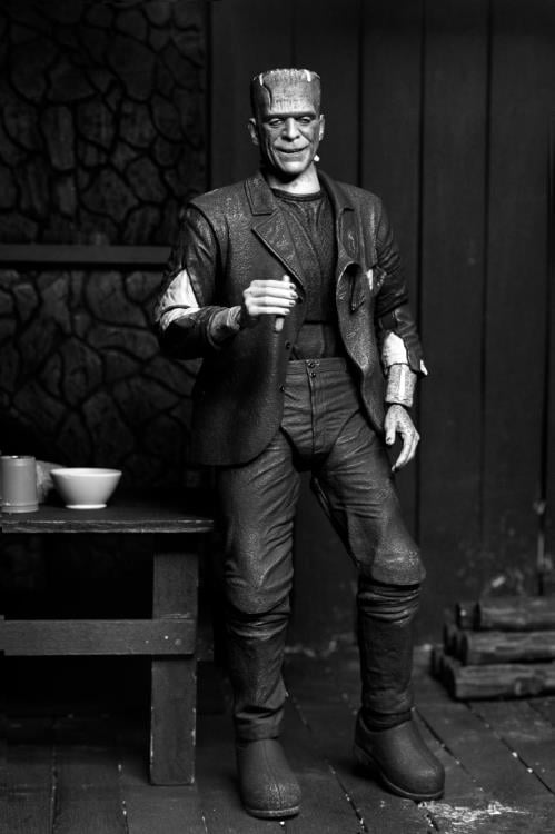 Universal Monsters Ultimate Bride of Frankenstein Frankenstein's Monster - Black & White - Www.Shopthatapp.ca