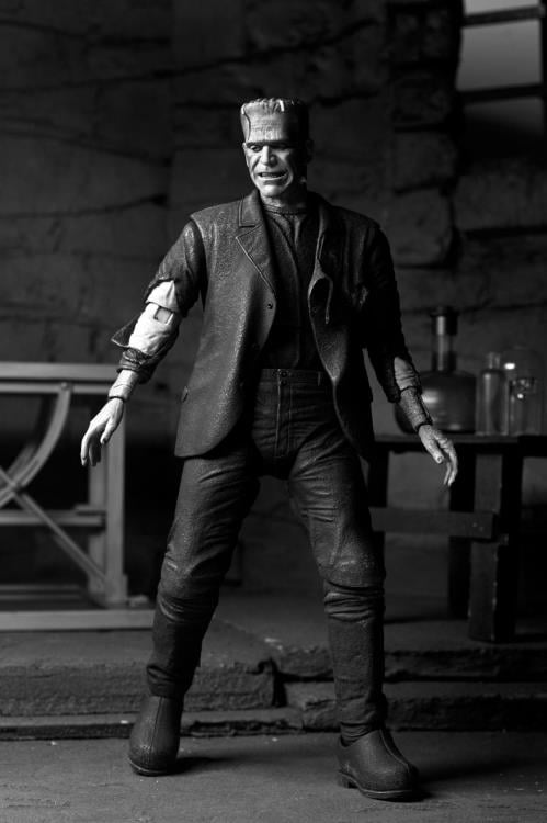 Universal Monsters Ultimate Bride of Frankenstein Frankenstein's Monster - Black & White - Www.Shopthatapp.ca