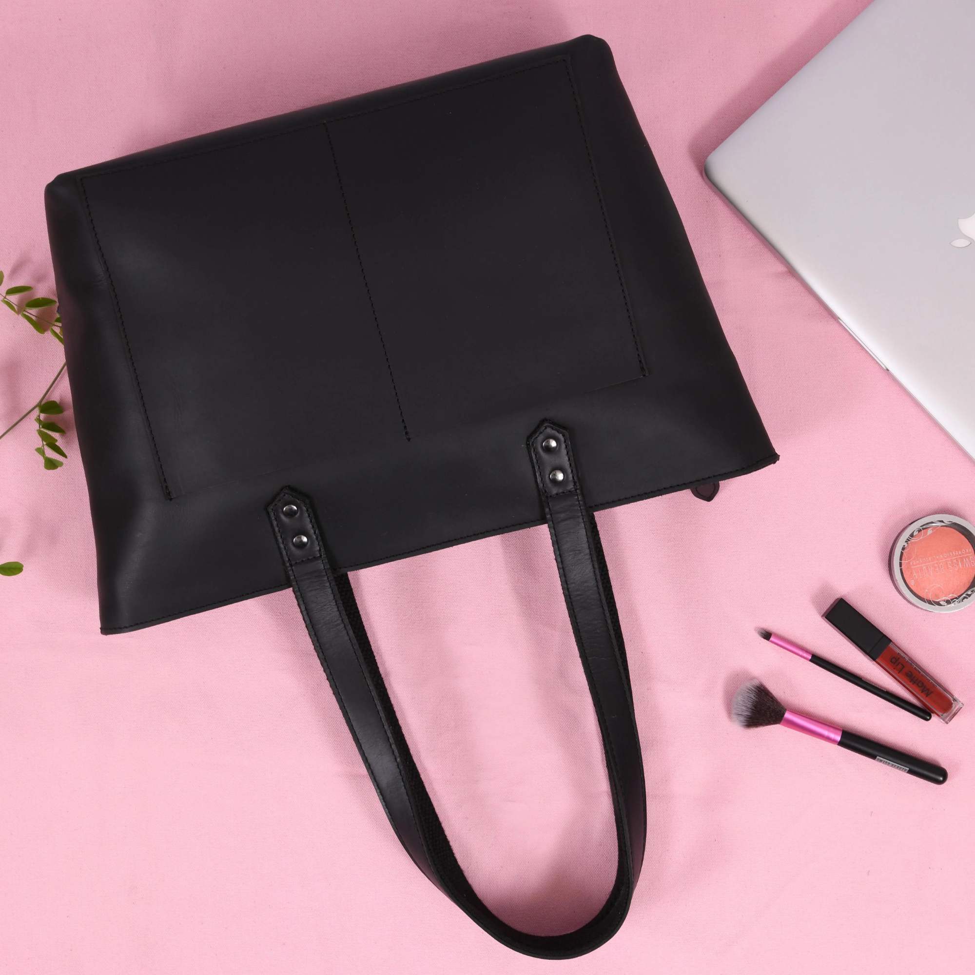 Classic Black Leather Tote Bag - Www.Shopthatapp.ca