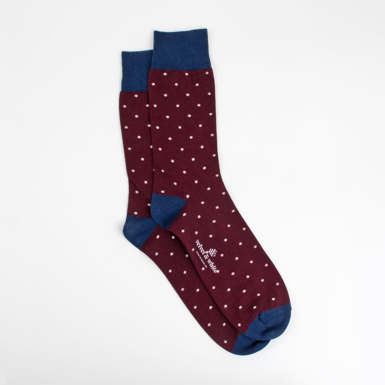Royal Polka Dots Fabric: Elegance Meets Versatility in Design - Shopthatapp.ca