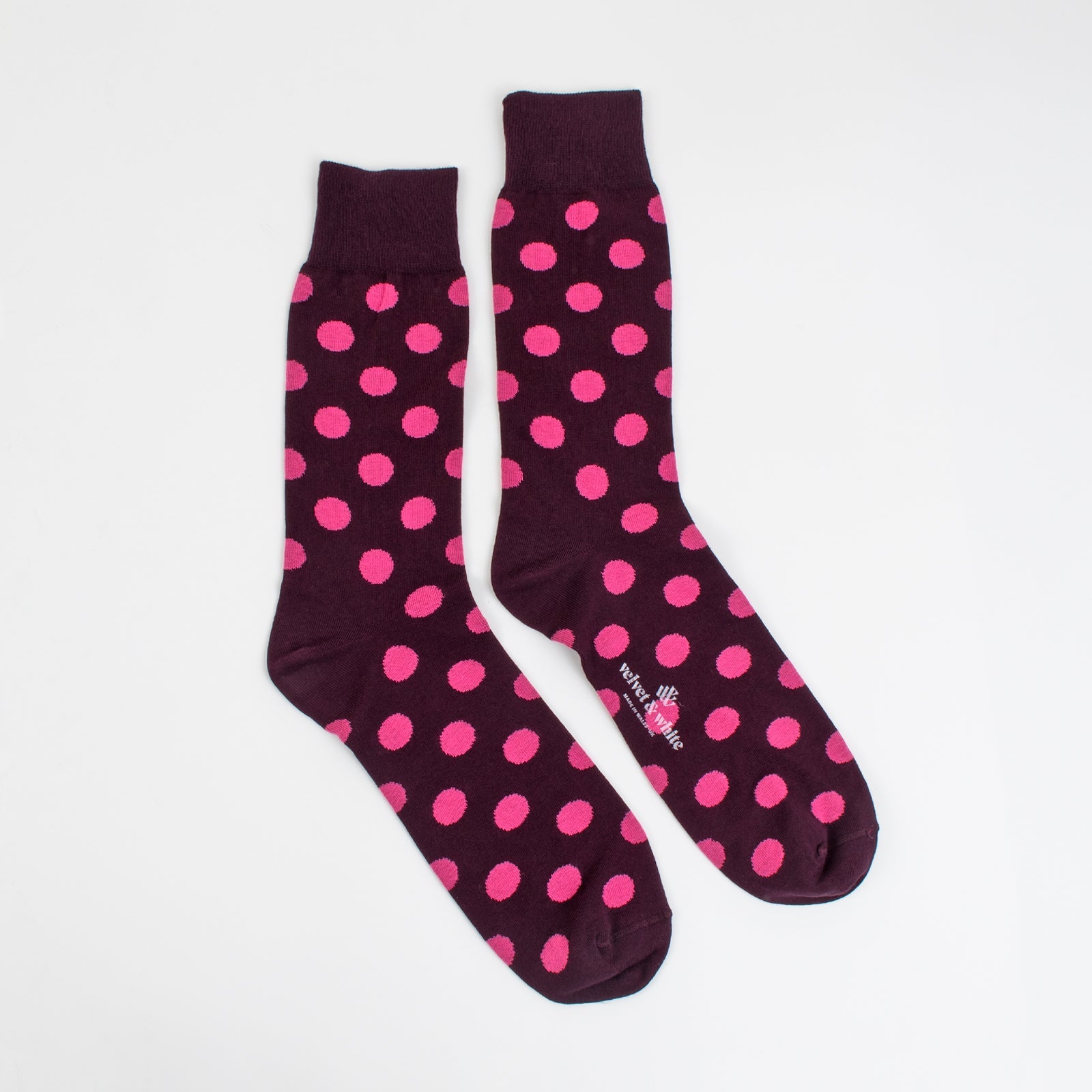 Pink Polka Dot Fabric - Perfect for Crafting and Sewing Projects - Shopthatapp.ca
