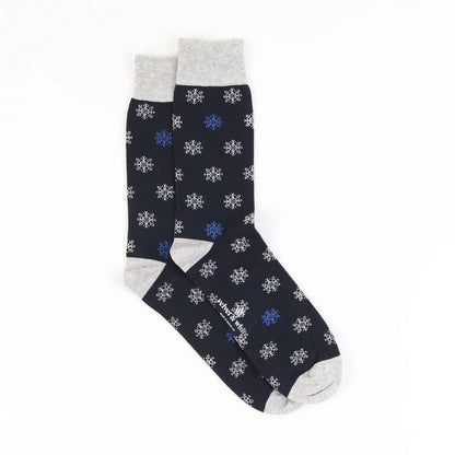 Velvet and White crystal snowflake decor socks featuring elegant cool snowflake patterns for home decoration.