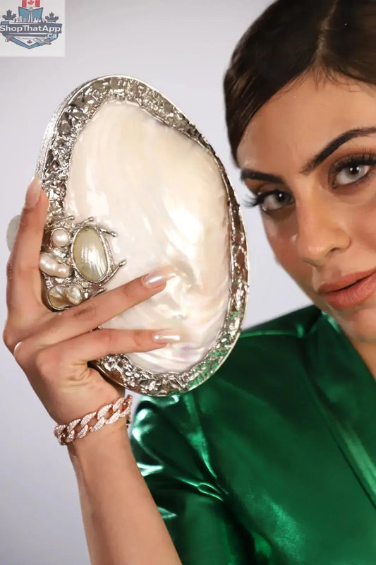 Elevate Your Style with Our Luxurious Silver Shell Clutch - Shopthatapp.ca