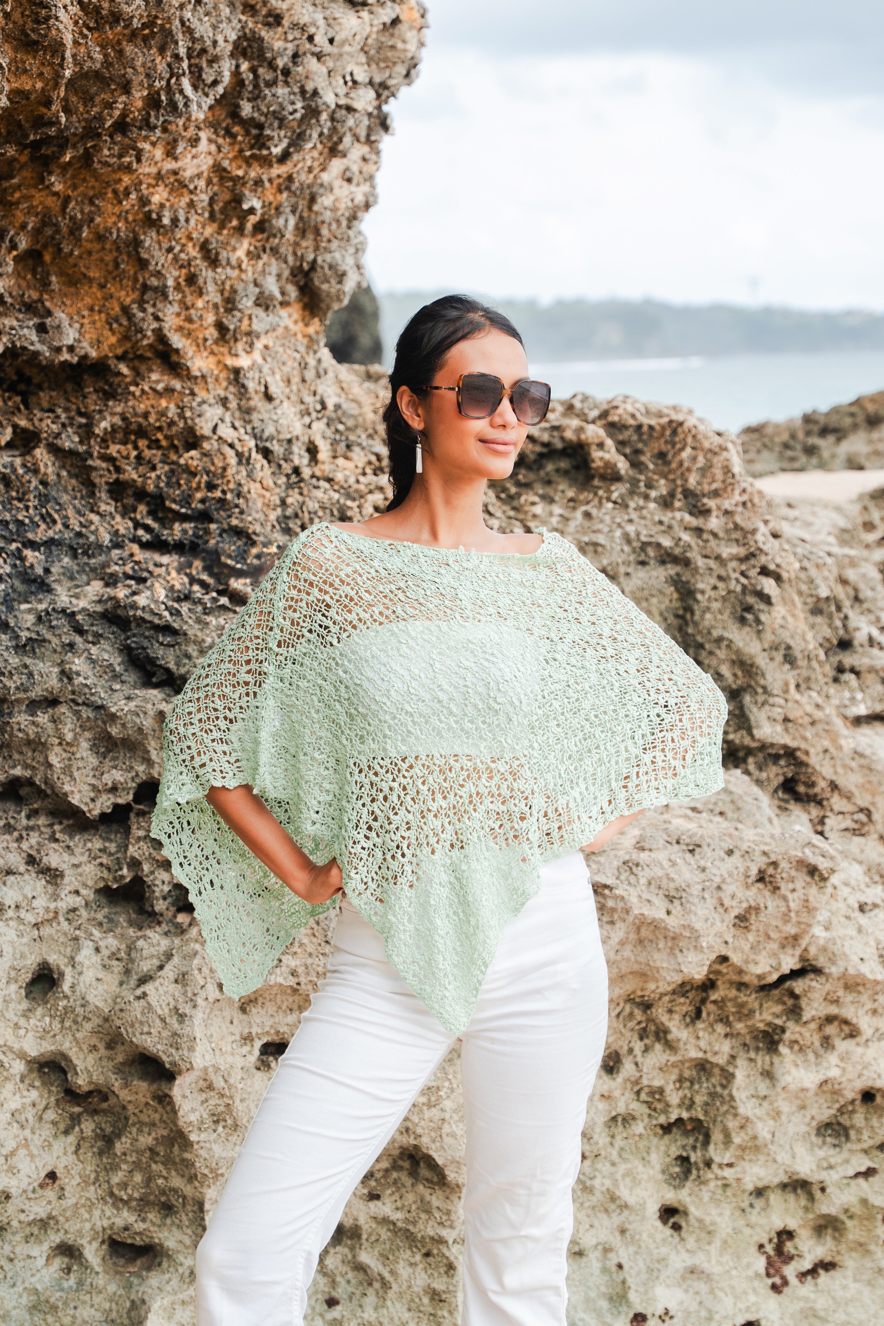 Short Popcorn Knit Poncho - Pistachio - Shopthatapp.ca