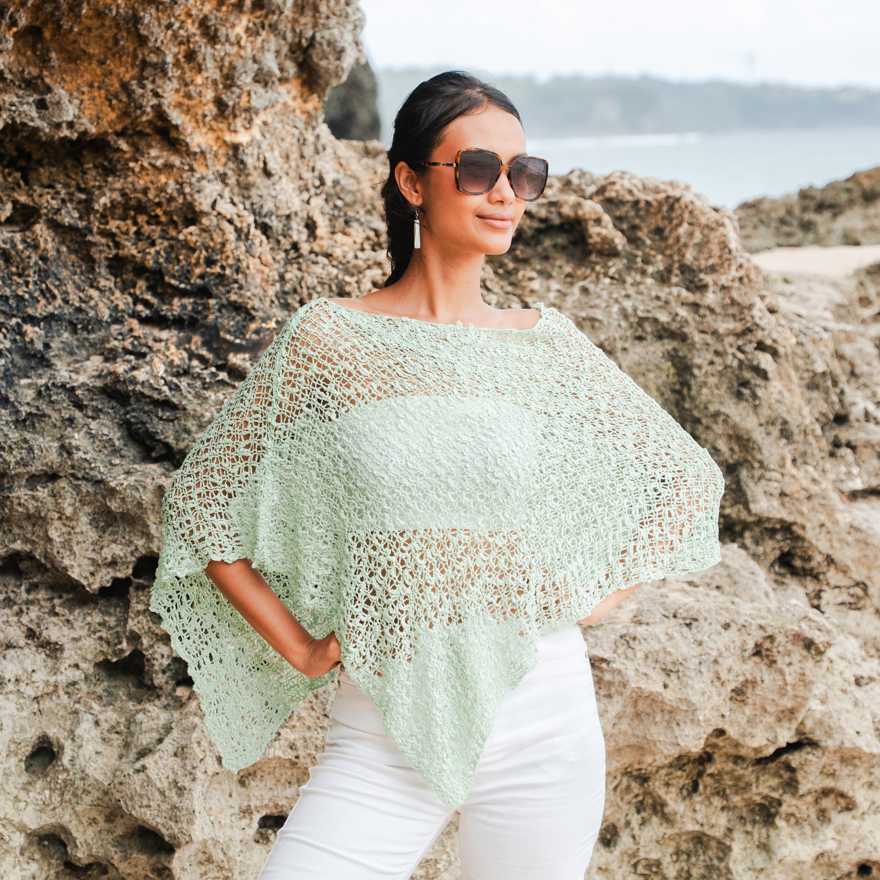 Short Popcorn Knit Poncho - Pistachio - Shopthatapp.ca