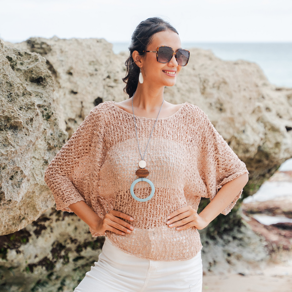 Short Sleeved Taupe Top for Ultimate Comfort and Style - Shopthatapp.ca