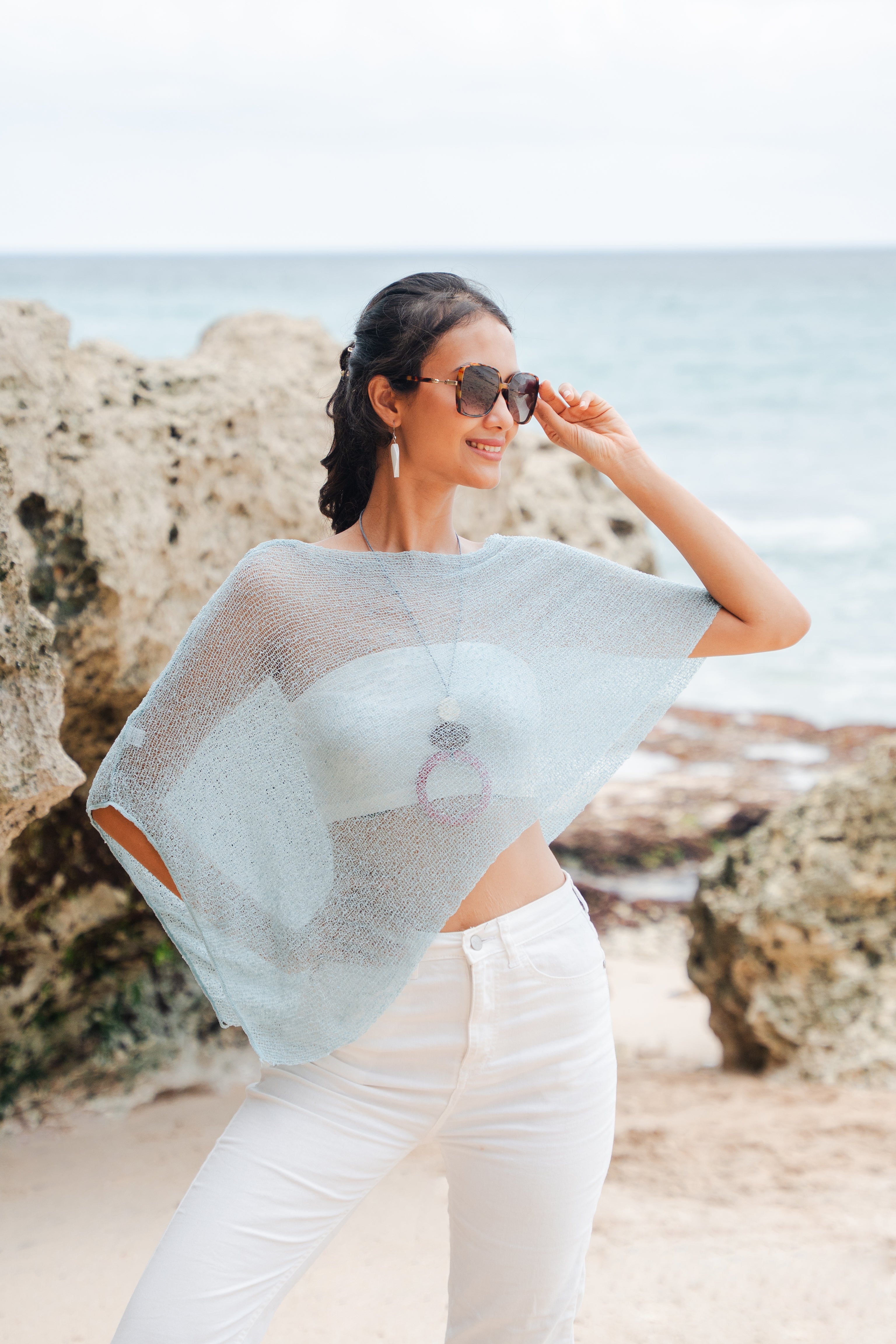 Sheer Mesh Poncho Mint - Stylish and Versatile Cover-Up for Any Occasion - Shopthatapp.ca