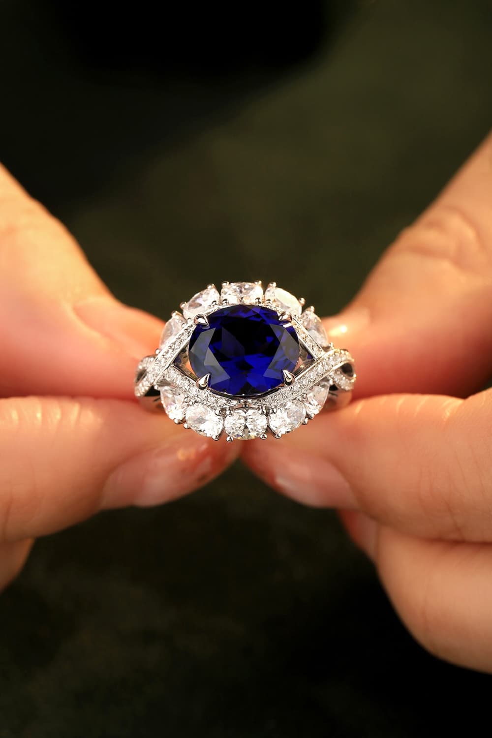 5 Carat Lab-Grown Sapphire Ring in Platinum-Plated Setting - Shopthatapp.ca