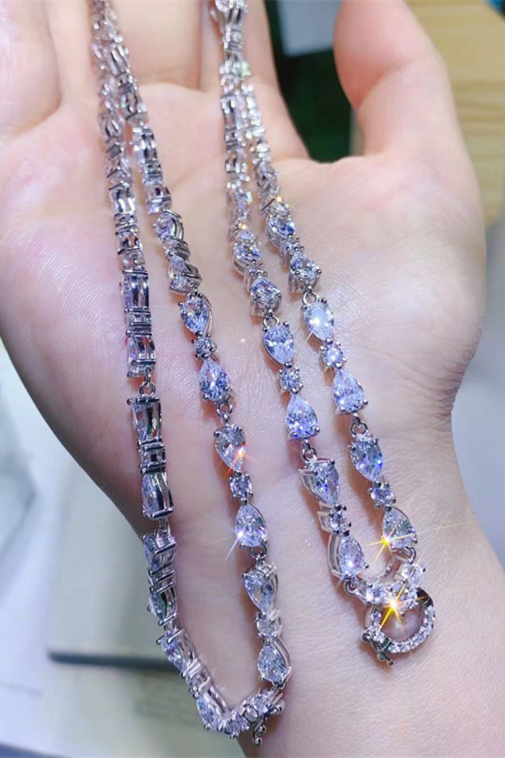 10 Carat Moissanite Pendant Necklace in Platinum-Plated Teardrop Design - Shopthatapp.ca