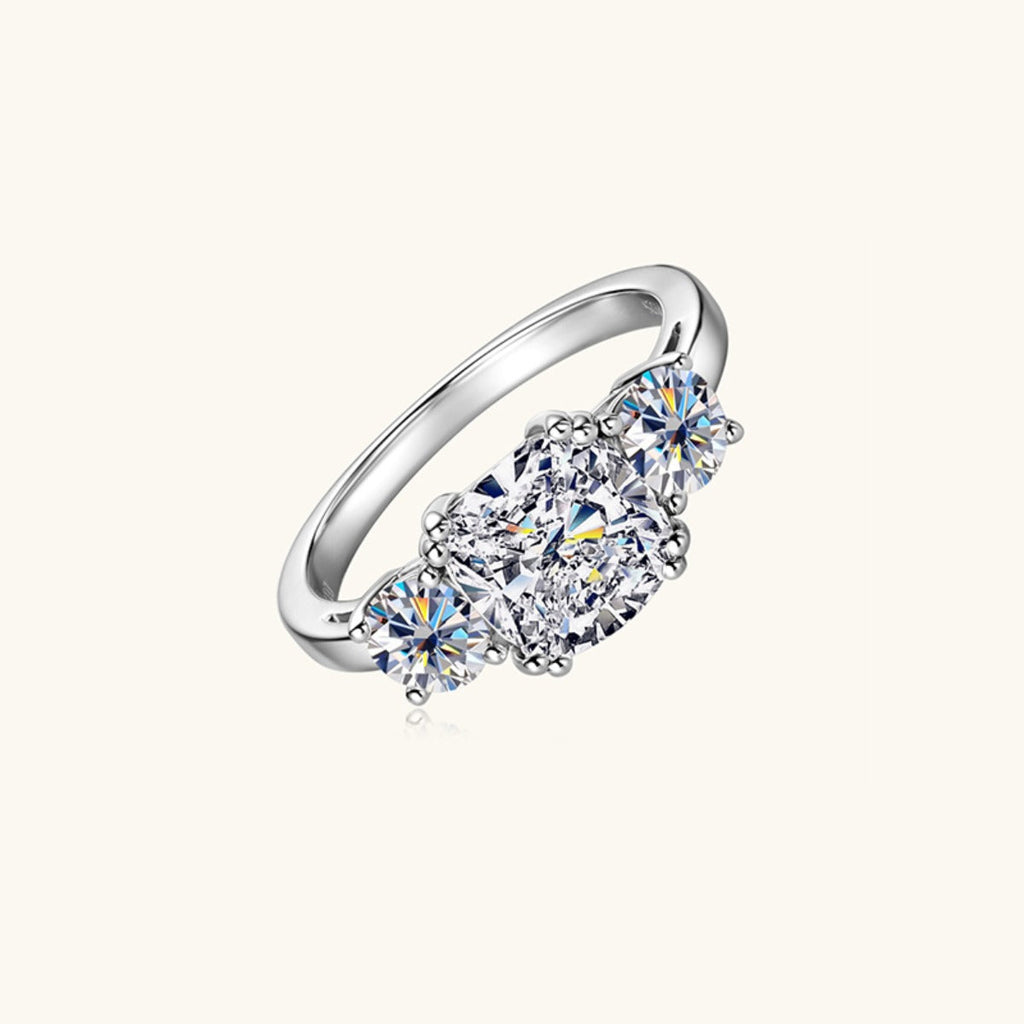 3.5 Carat Moissanite Sterling Silver Ring in 925 Silver - Shopthatapp.ca