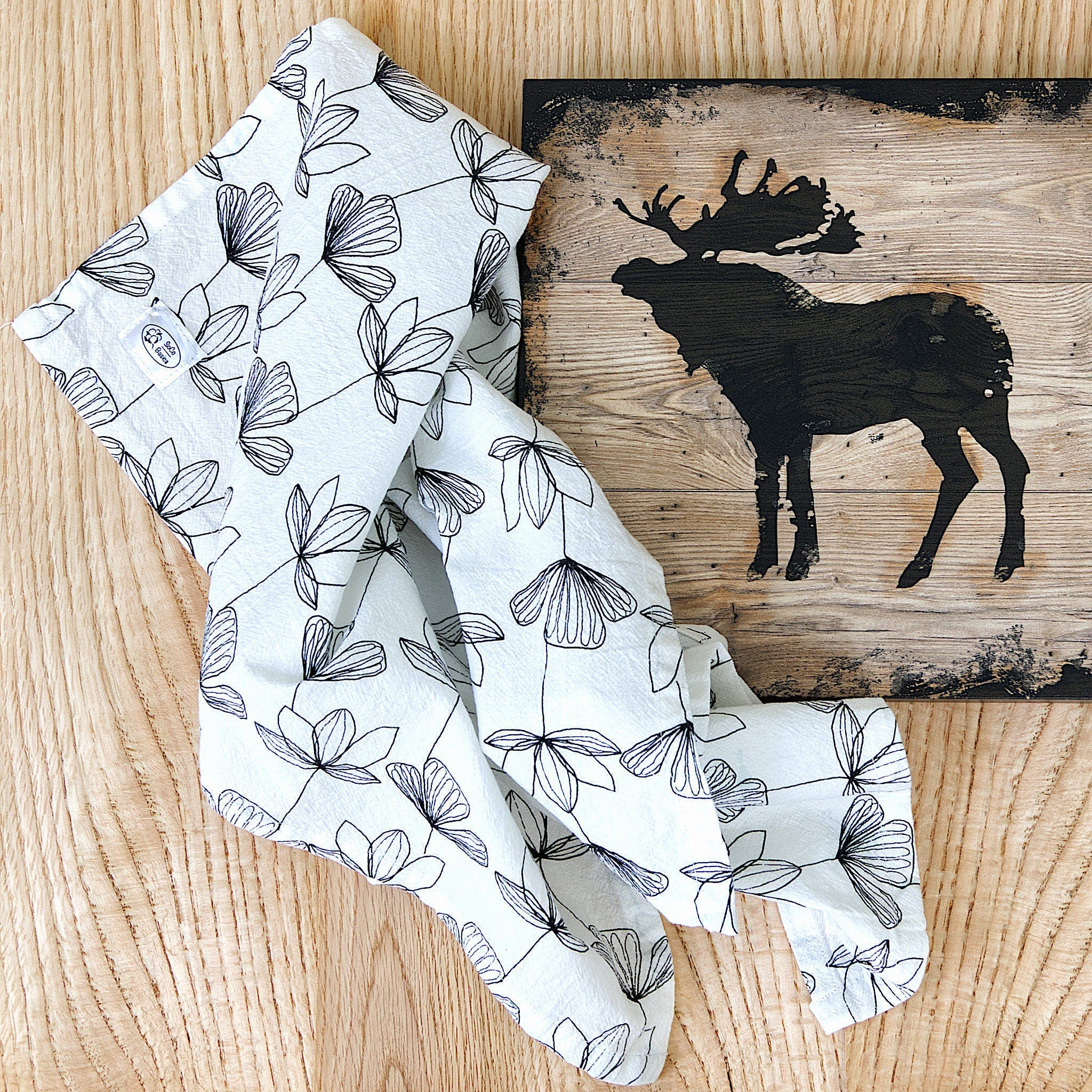 Crinkled Flour Sack Tea Towels - Shopthatapp.ca