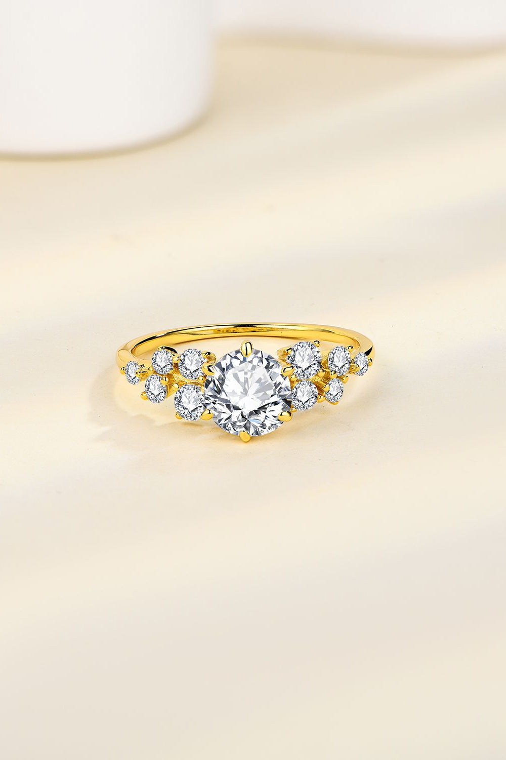 1 Carat Moissanite Silver Ring in 925 Sterling Silver - Shopthatapp.ca