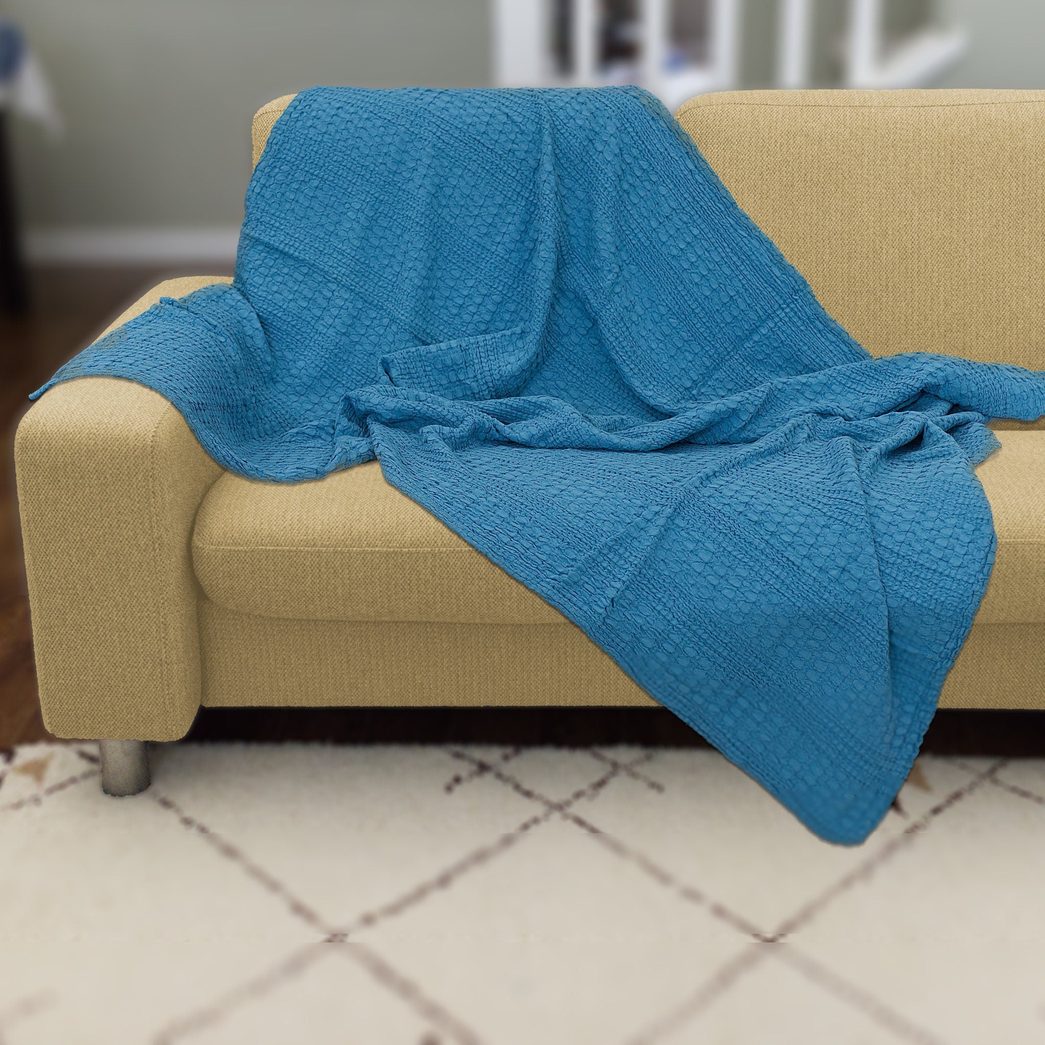 Double-Waffle Wearable Cotton Throw (2 Colors) - Shopthatapp.ca