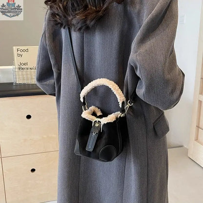 Crossbody Bags Women Shoulder Bag Casual Retro Plush Bag Versatile Plush Designer Bags Purse And Handbags Female Bags - Shopthatapp.ca