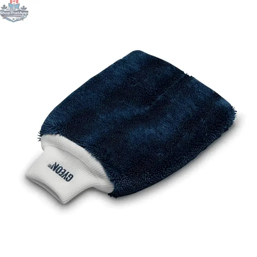 GYEON Q²M SilkMitt EVO car wash mitt, soft microfiber hand mitt for gentle vehicle cleaning, displayed in black.