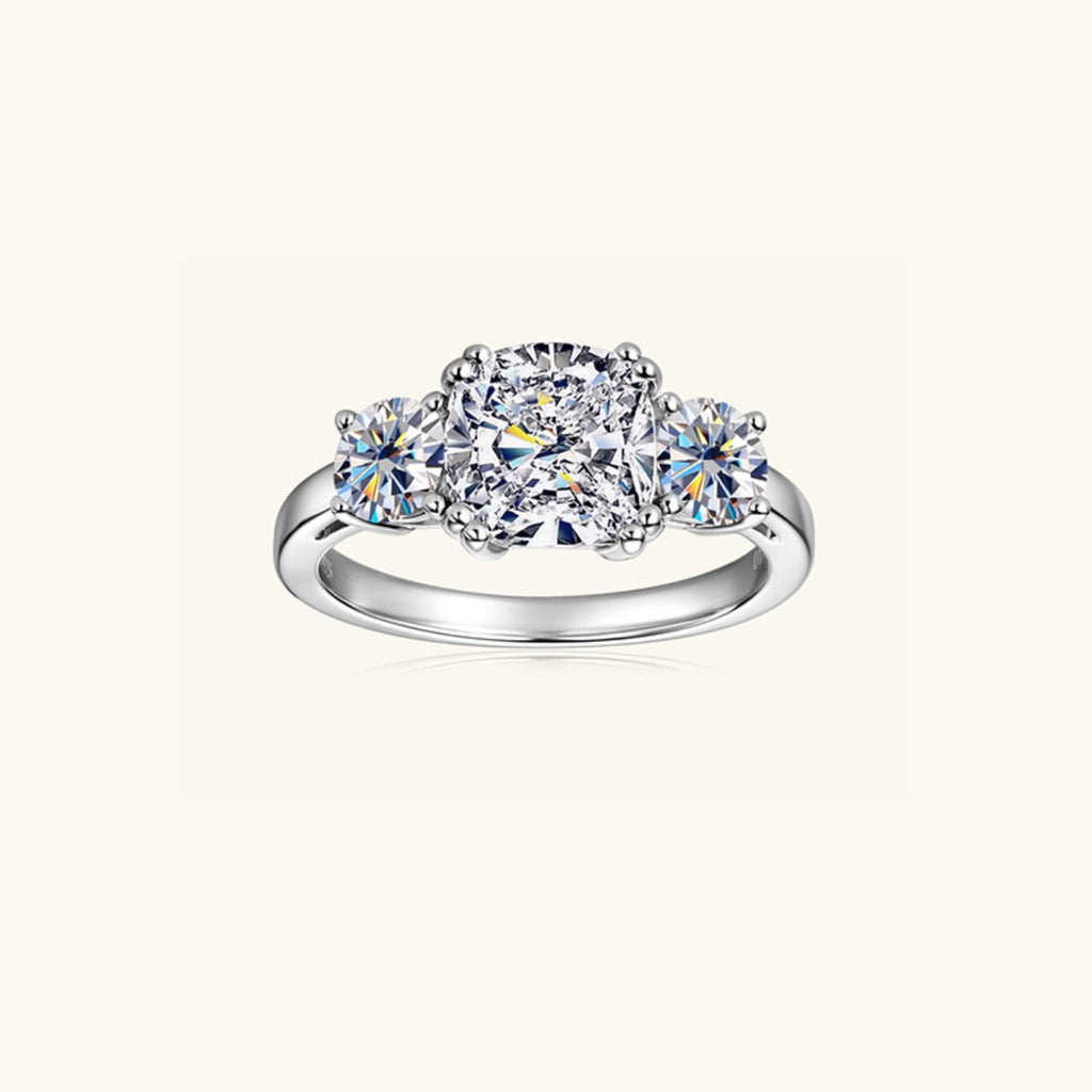 3.5 Carat Moissanite Sterling Silver Ring in 925 Silver - Shopthatapp.ca
