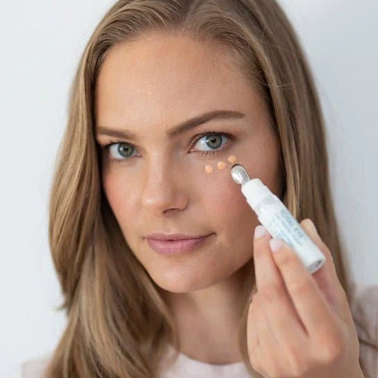 Colorescience Total Eye 3-in-1 Renewal Care - Shopthatapp.ca