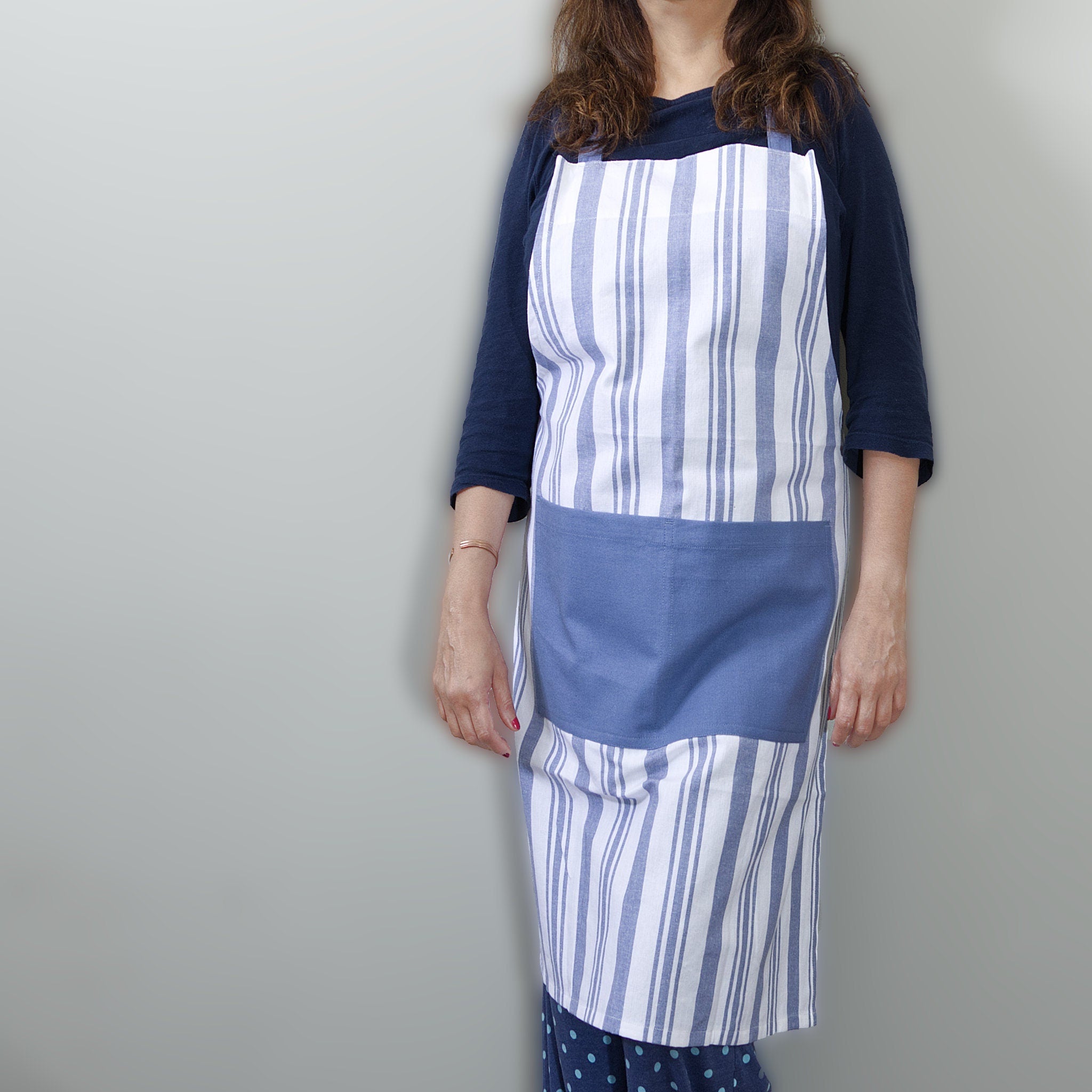 Everyday Classic: Performance Aprons (3 Colors) - Shopthatapp.ca